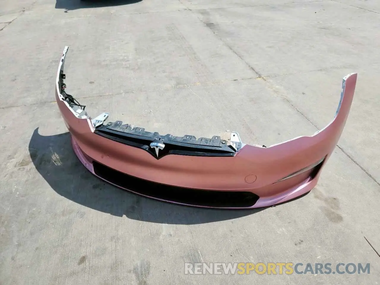 12 Photograph of a damaged car 5YJSA1E66MF438201 TESLA MODEL S 2021
