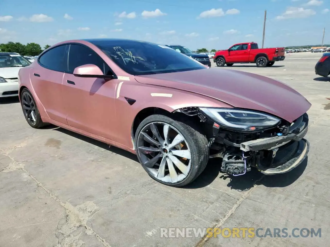 4 Photograph of a damaged car 5YJSA1E66MF438201 TESLA MODEL S 2021