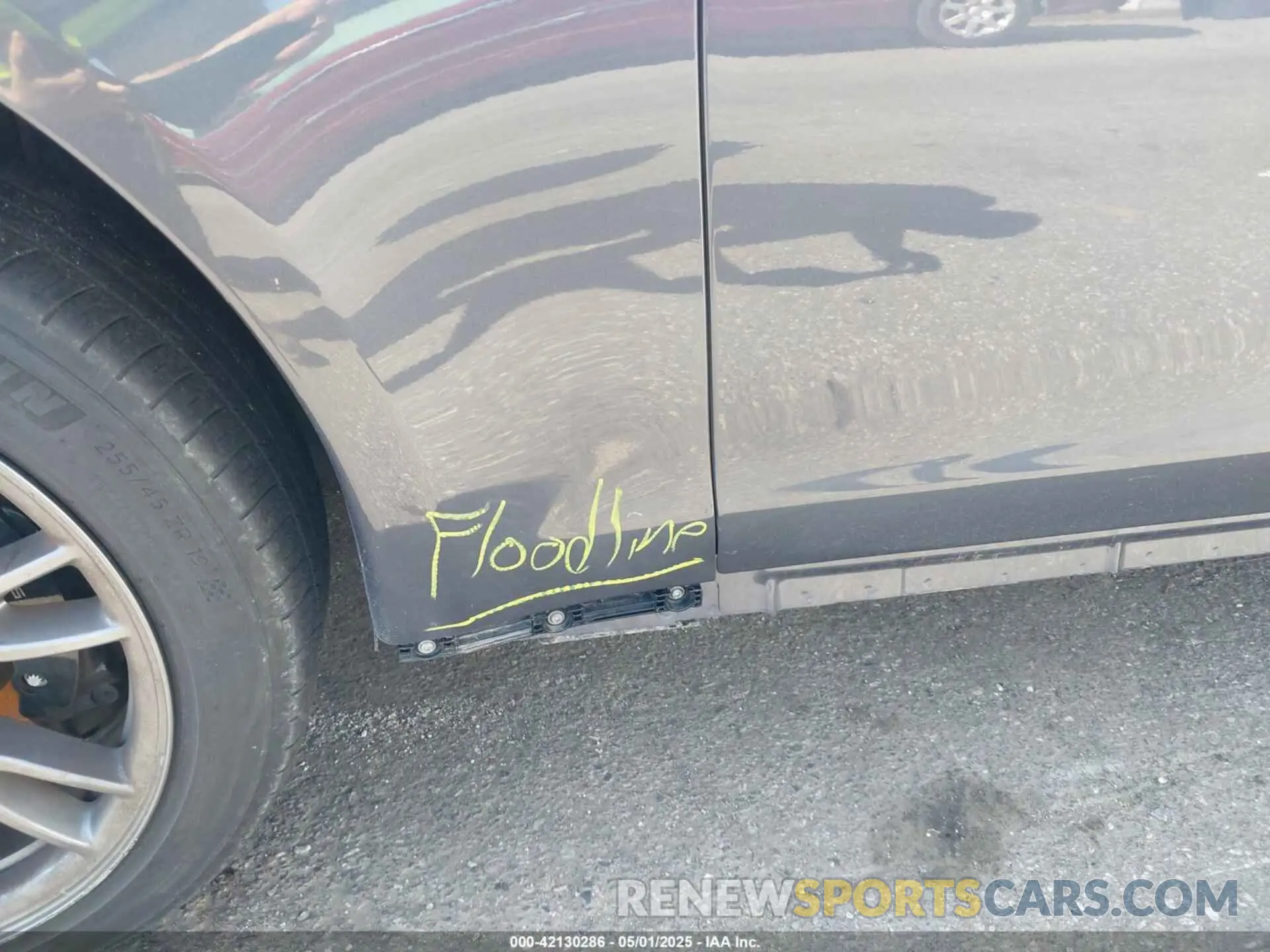 6 Photograph of a damaged car 5YJSA1E66MF456357 TESLA MODEL S 2021