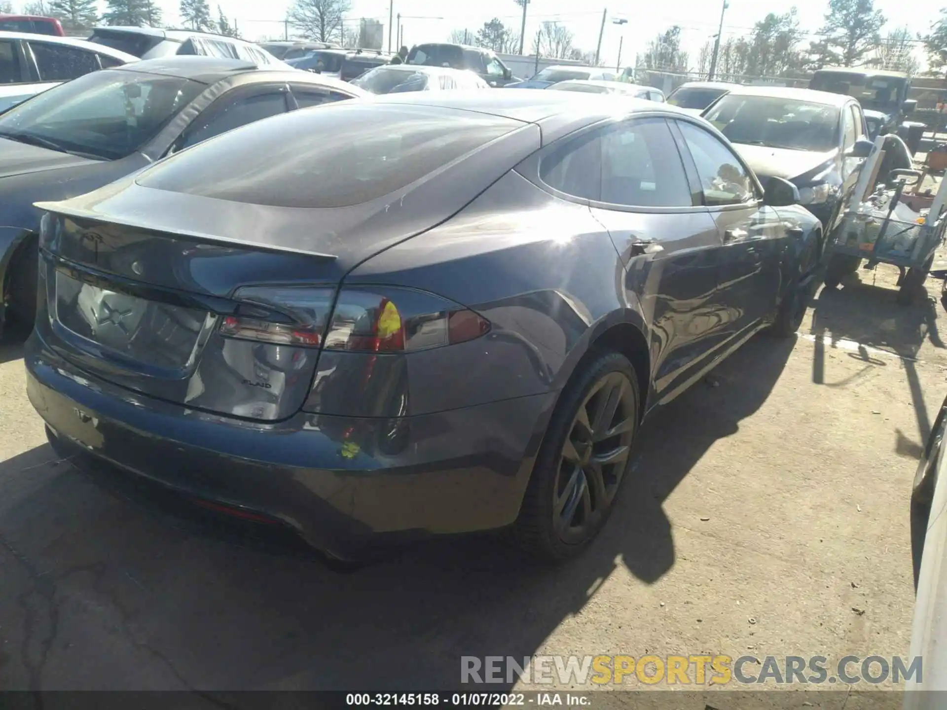 4 Photograph of a damaged car 5YJSA1E68MF436482 TESLA MODEL S 2021