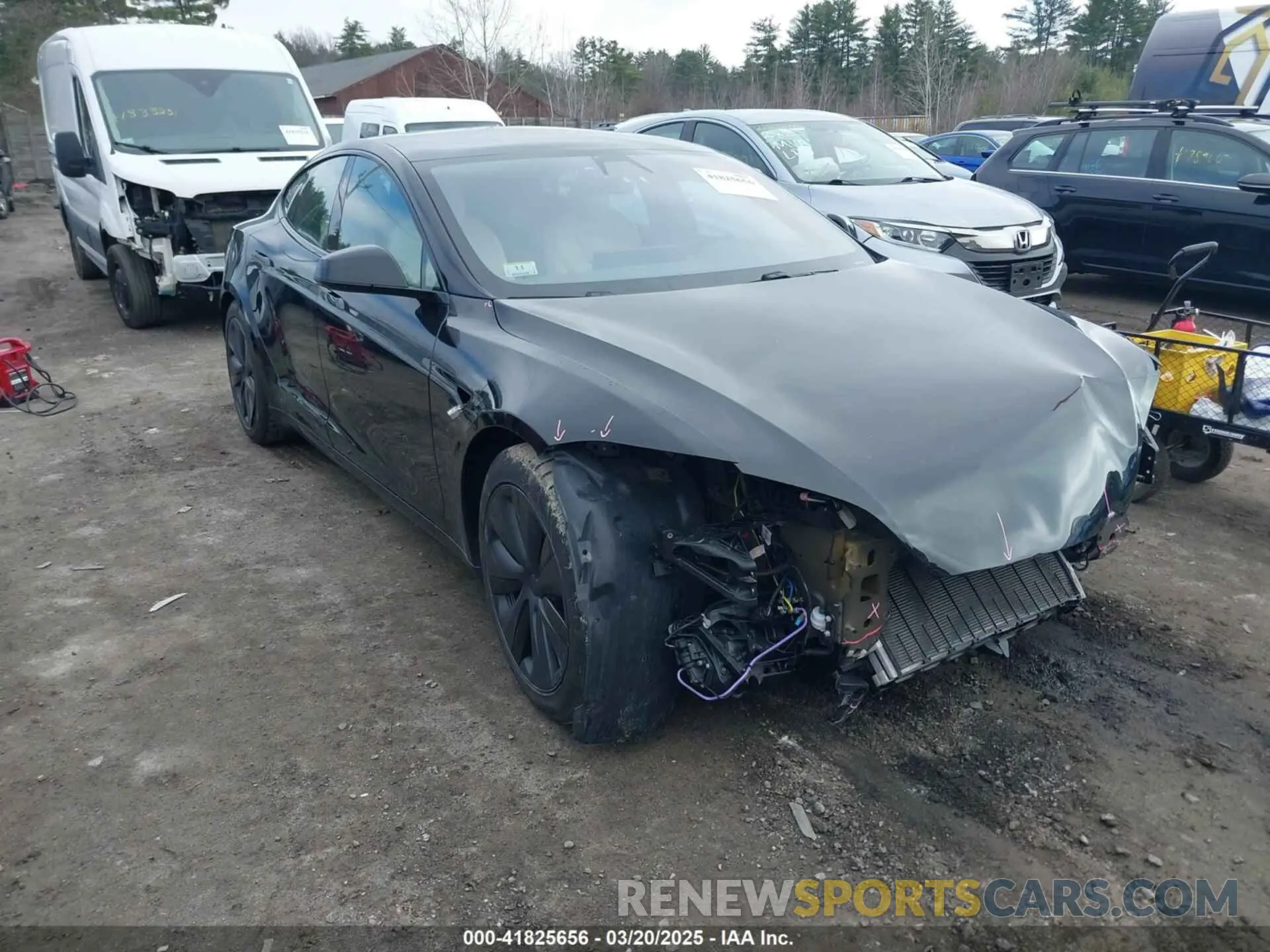 13 Photograph of a damaged car 5YJSA1E69MF439147 TESLA MODEL S 2021