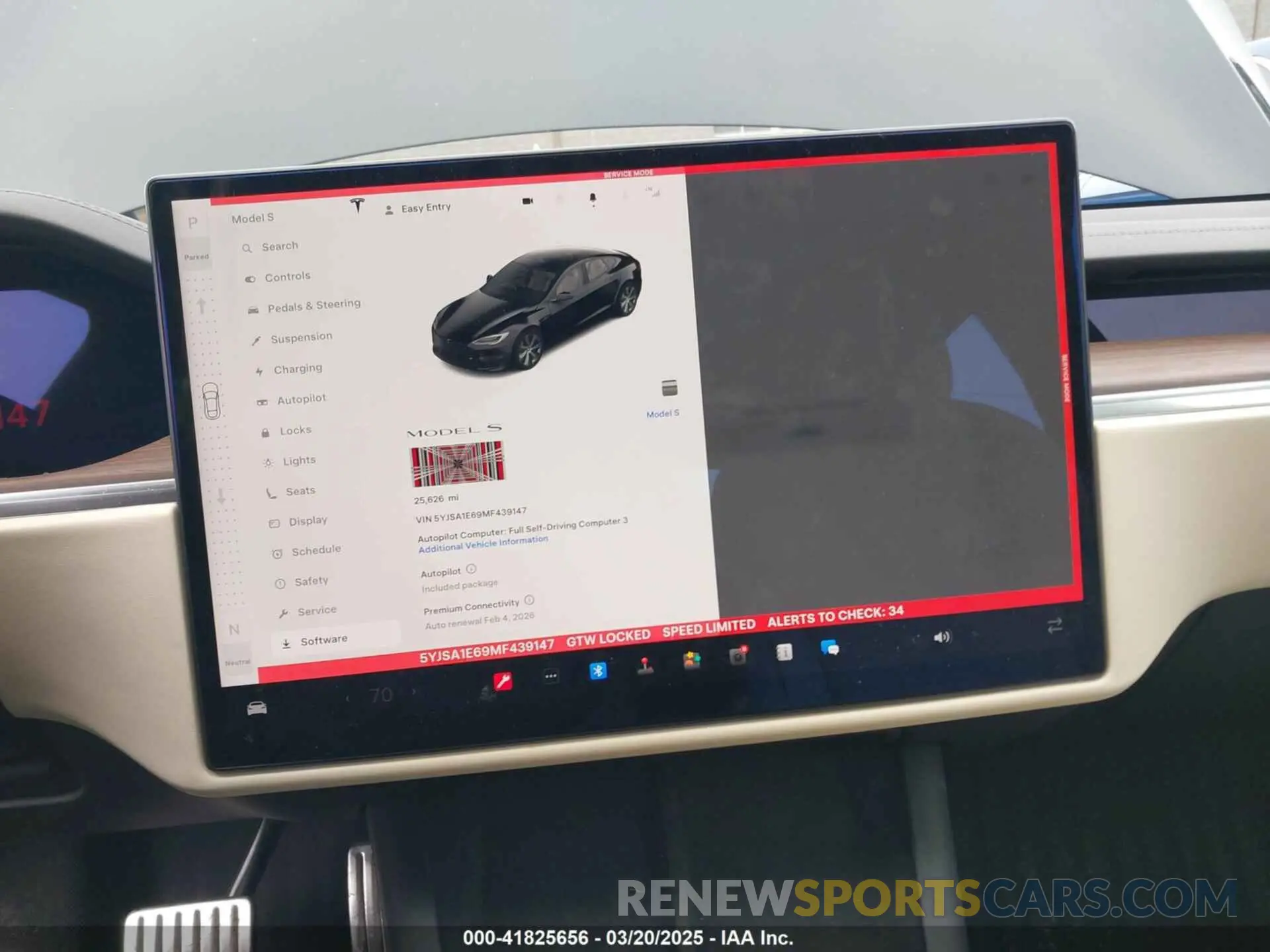 18 Photograph of a damaged car 5YJSA1E69MF439147 TESLA MODEL S 2021