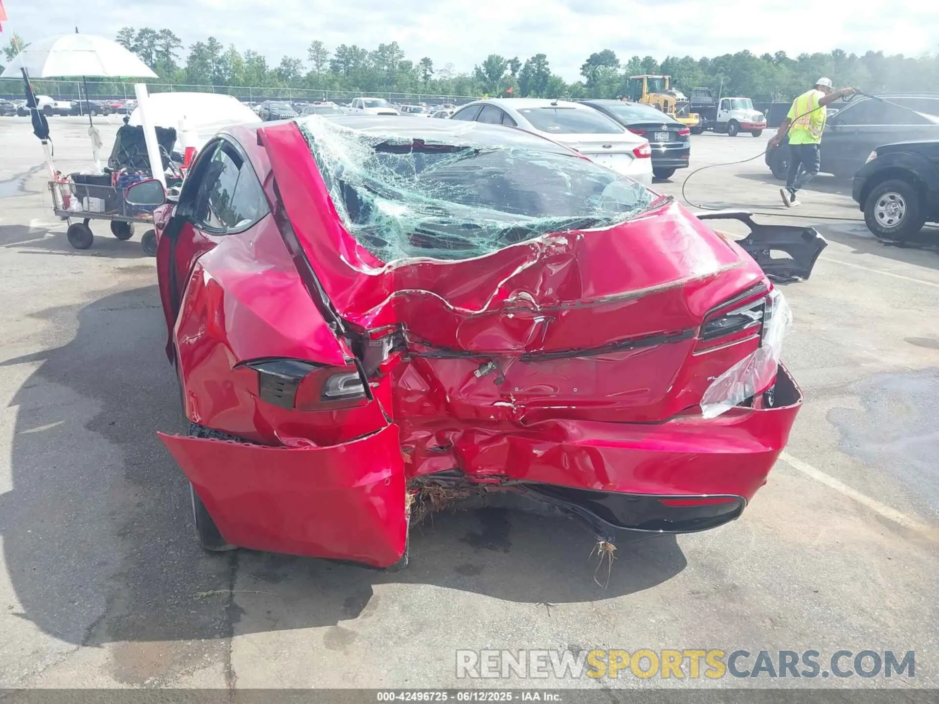 6 Photograph of a damaged car 5YJSA1E69MF439987 TESLA MODEL S 2021