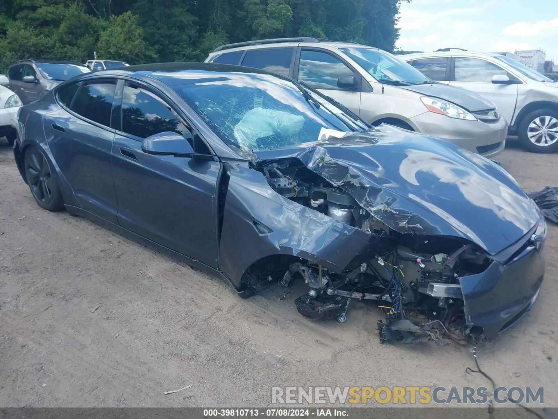 1 Photograph of a damaged car 5YJSA1E69MF442680 TESLA MODEL S 2021