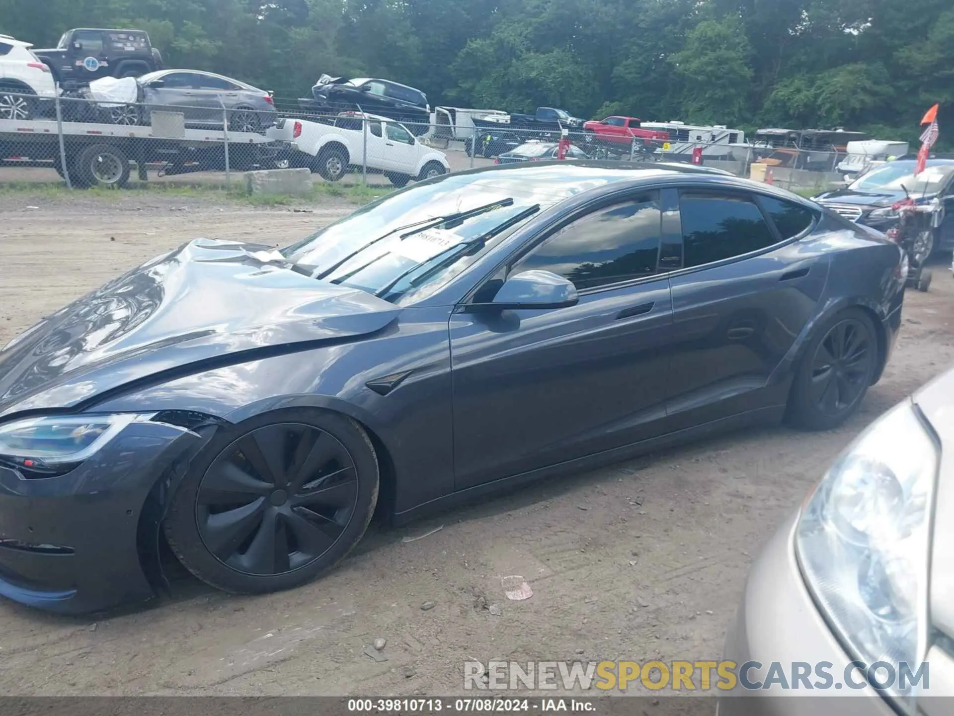 13 Photograph of a damaged car 5YJSA1E69MF442680 TESLA MODEL S 2021