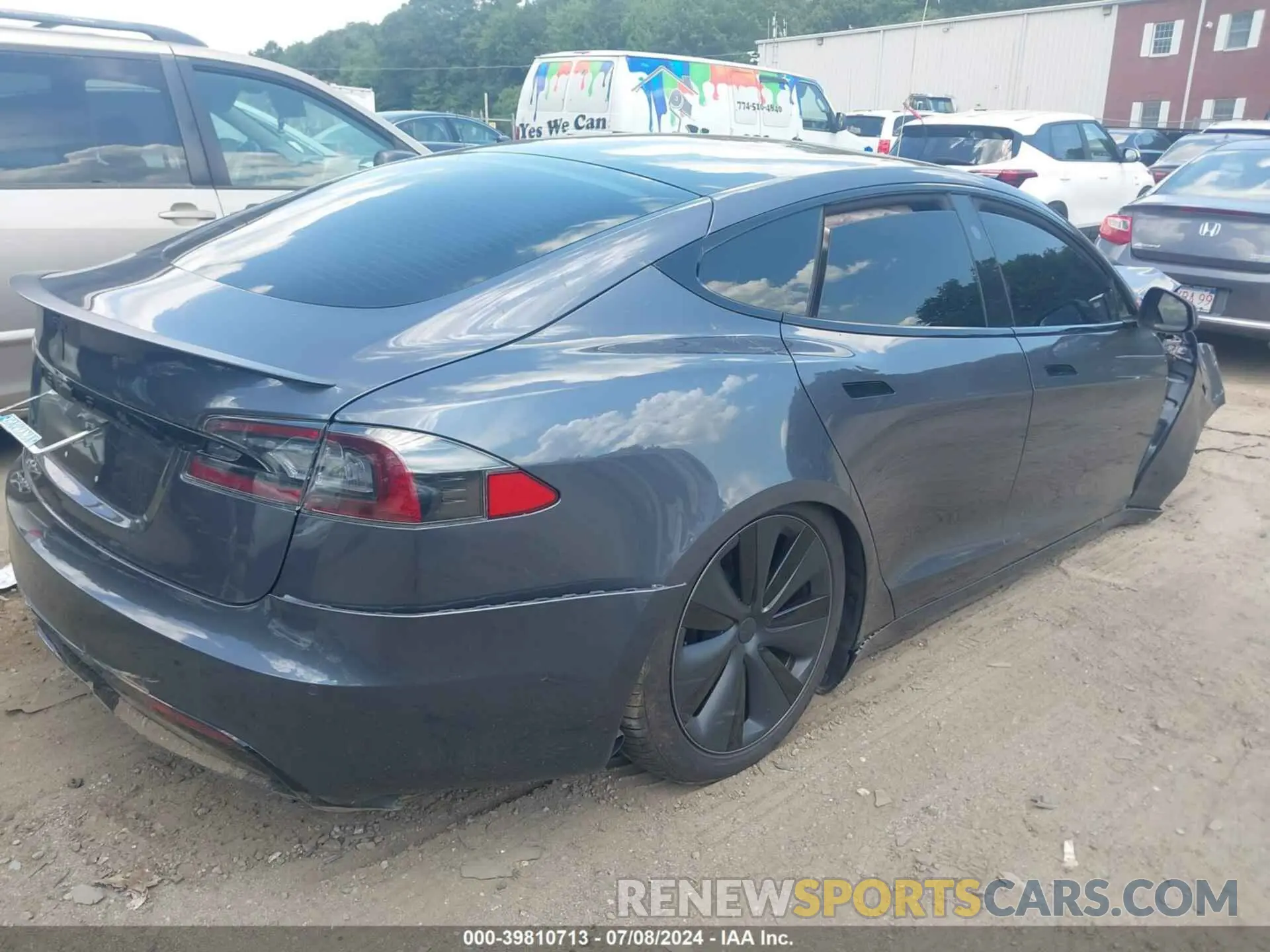 4 Photograph of a damaged car 5YJSA1E69MF442680 TESLA MODEL S 2021