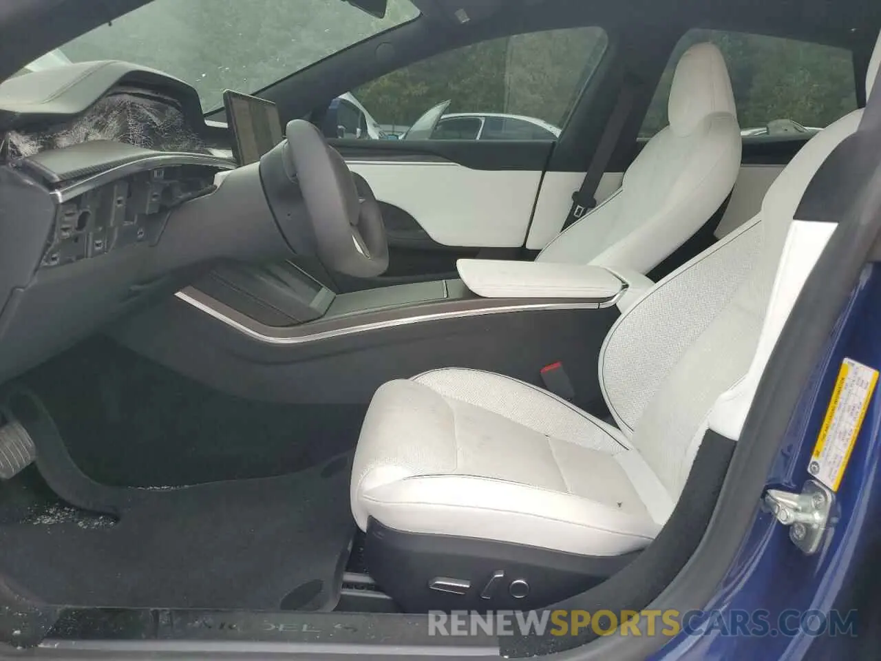 7 Photograph of a damaged car 5YJSA1E69MF451699 TESLA MODEL S 2021