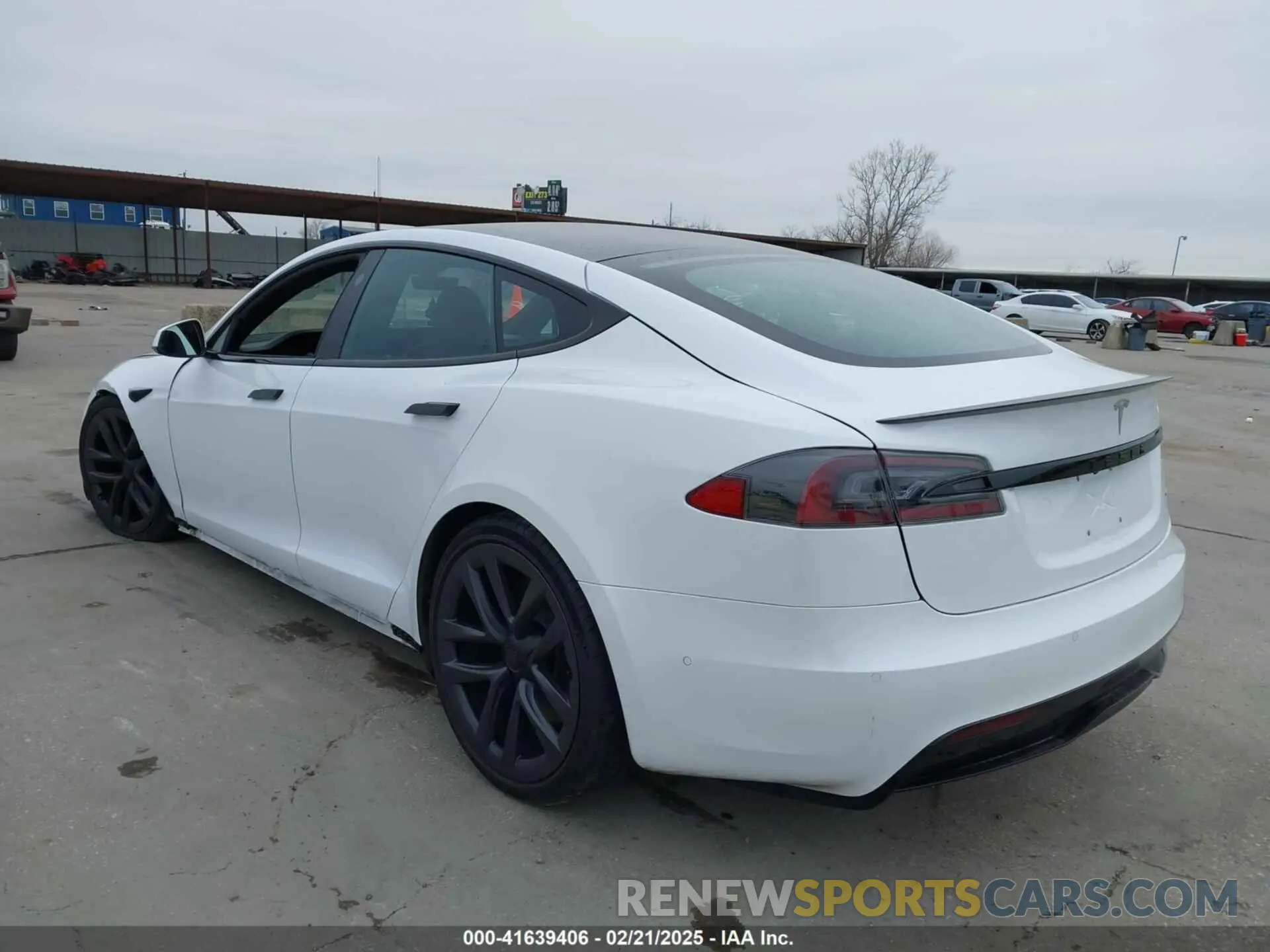 3 Photograph of a damaged car 5YJSA1E69MF452593 TESLA MODEL S 2021