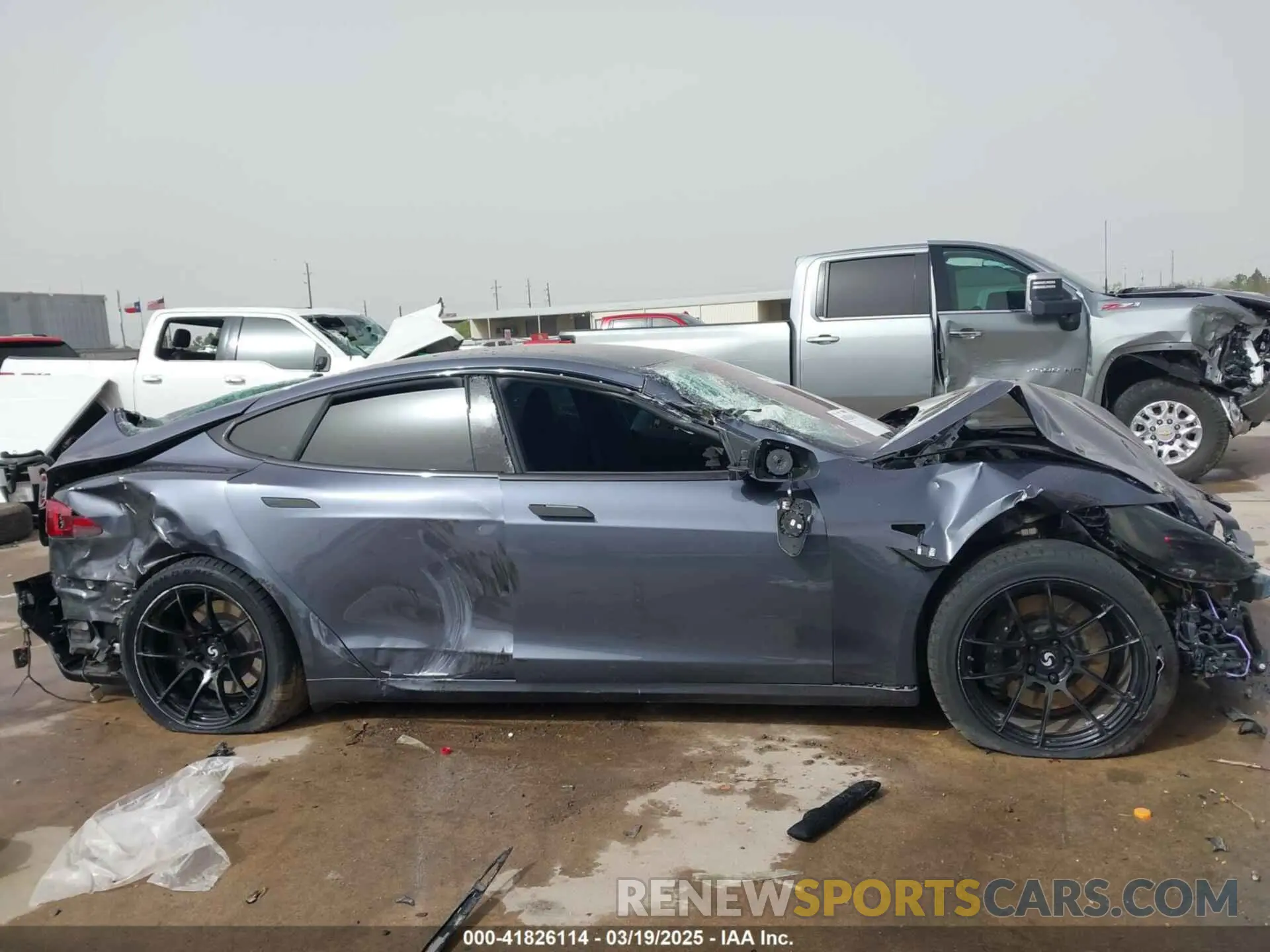 13 Photograph of a damaged car 5YJSA1E6XMF429436 TESLA MODEL S 2021