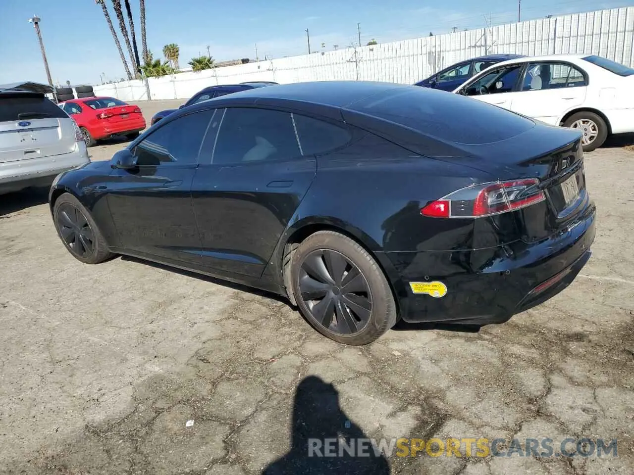 2 Photograph of a damaged car 5YJSA1E50NF470067 TESLA MODEL S 2022