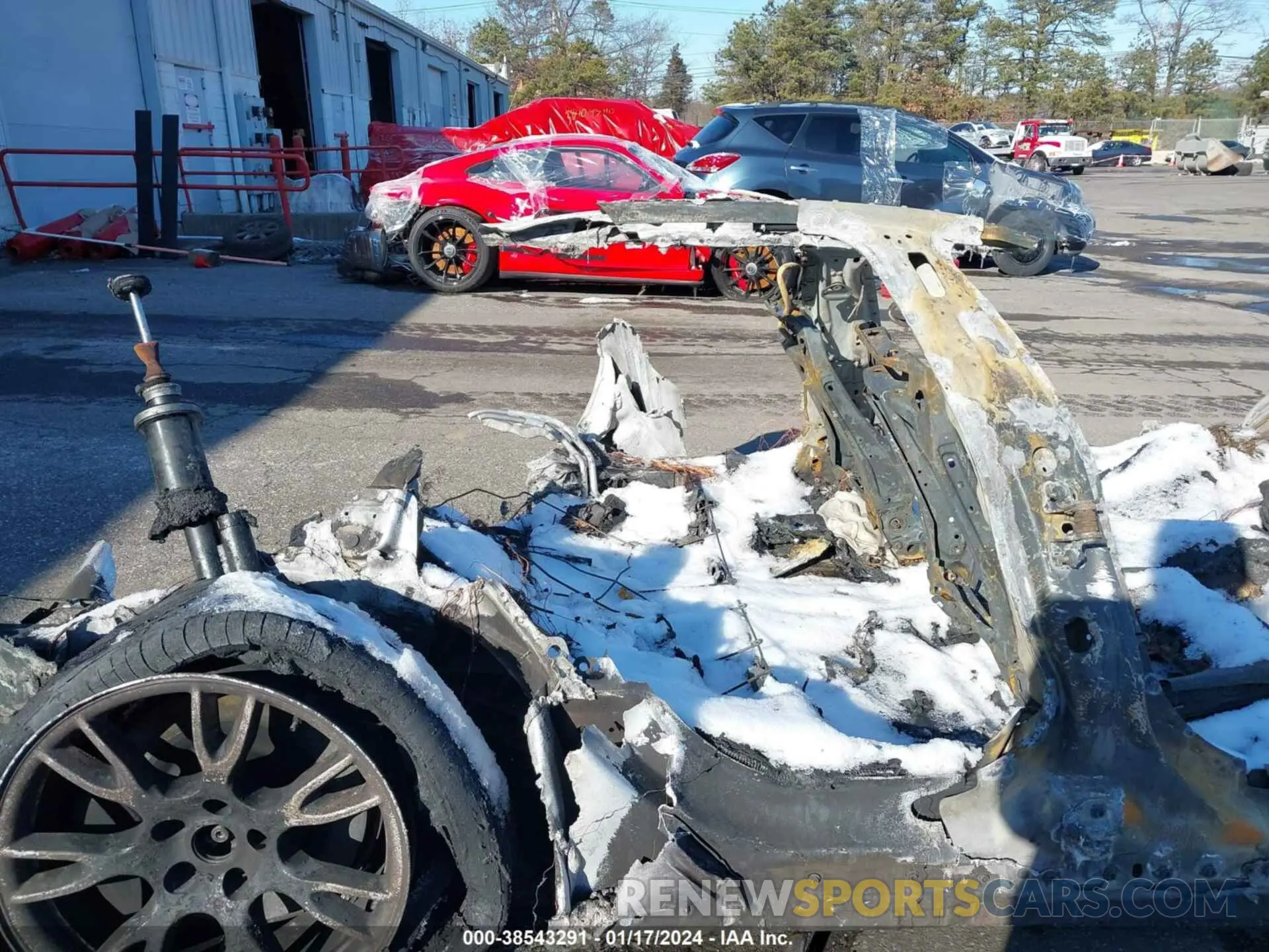 8 Photograph of a damaged car 5YJSA1E50NF470988 TESLA MODEL S 2022