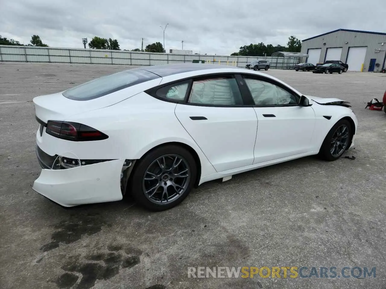 3 Photograph of a damaged car 5YJSA1E50NF476127 TESLA MODEL S 2022