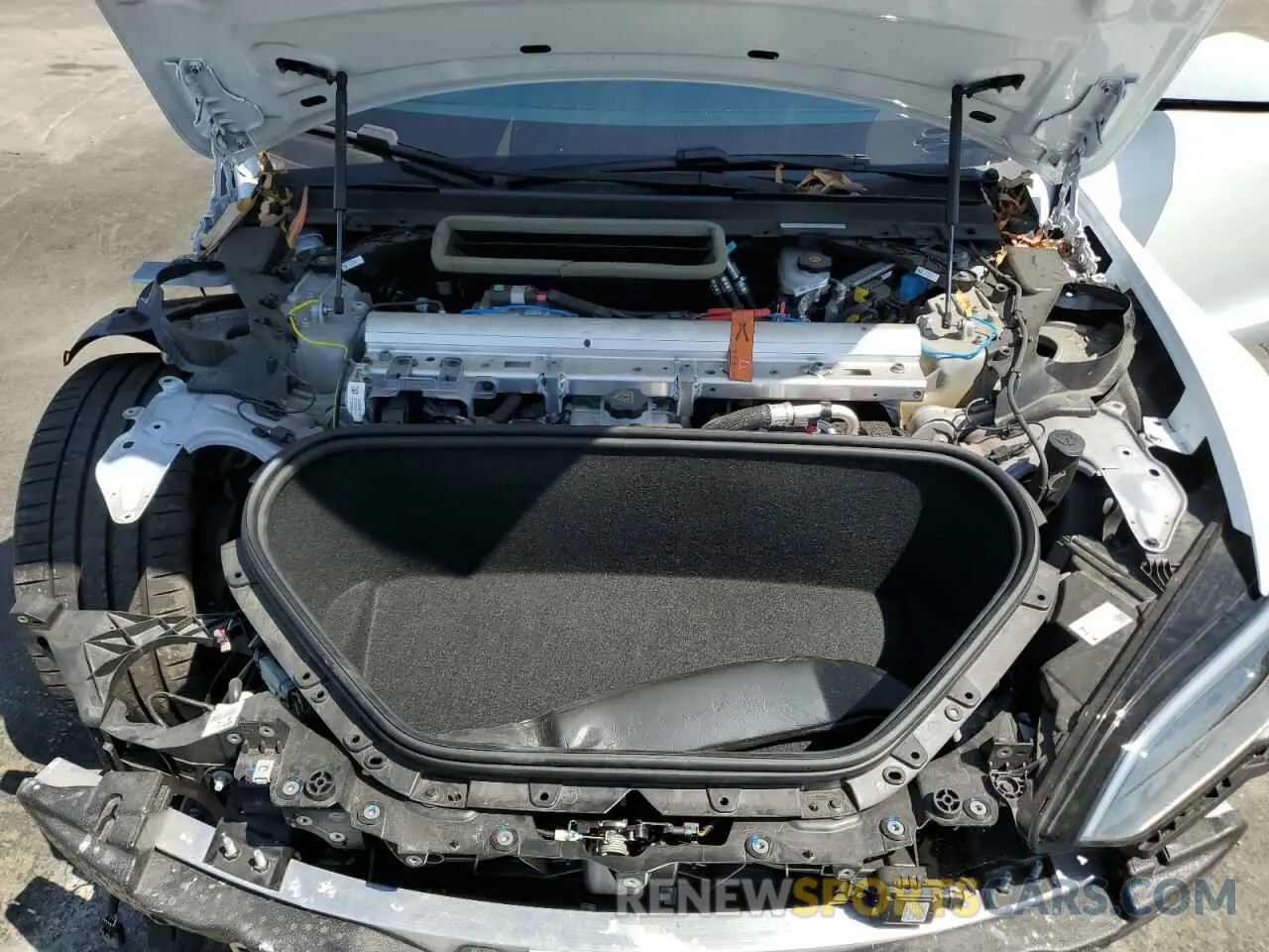 11 Photograph of a damaged car 5YJSA1E50NF491677 TESLA MODEL S 2022