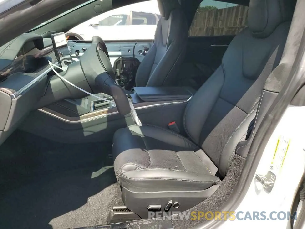 7 Photograph of a damaged car 5YJSA1E50NF491677 TESLA MODEL S 2022