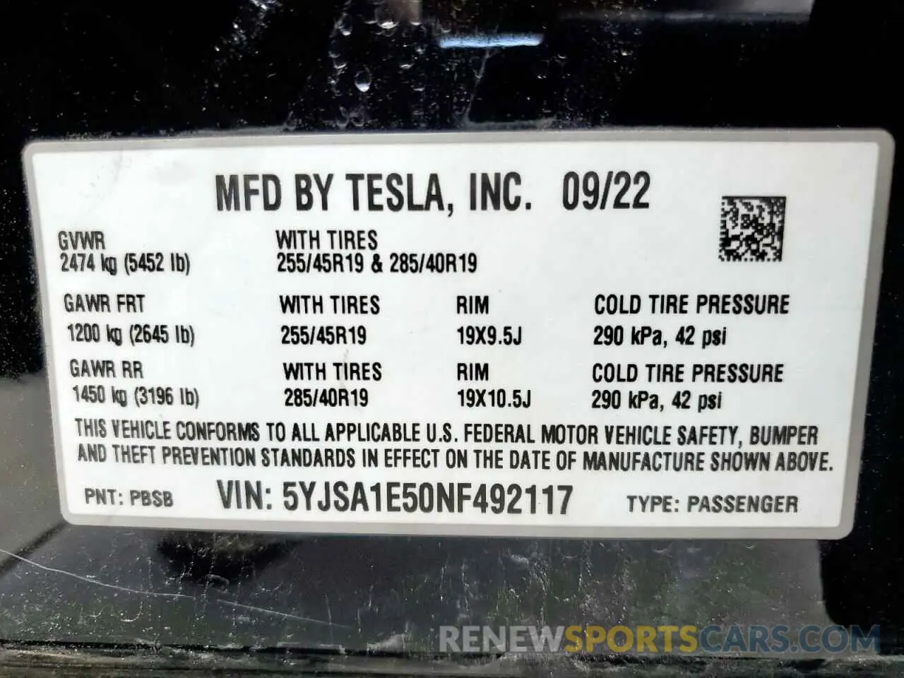 13 Photograph of a damaged car 5YJSA1E50NF492117 TESLA MODEL S 2022