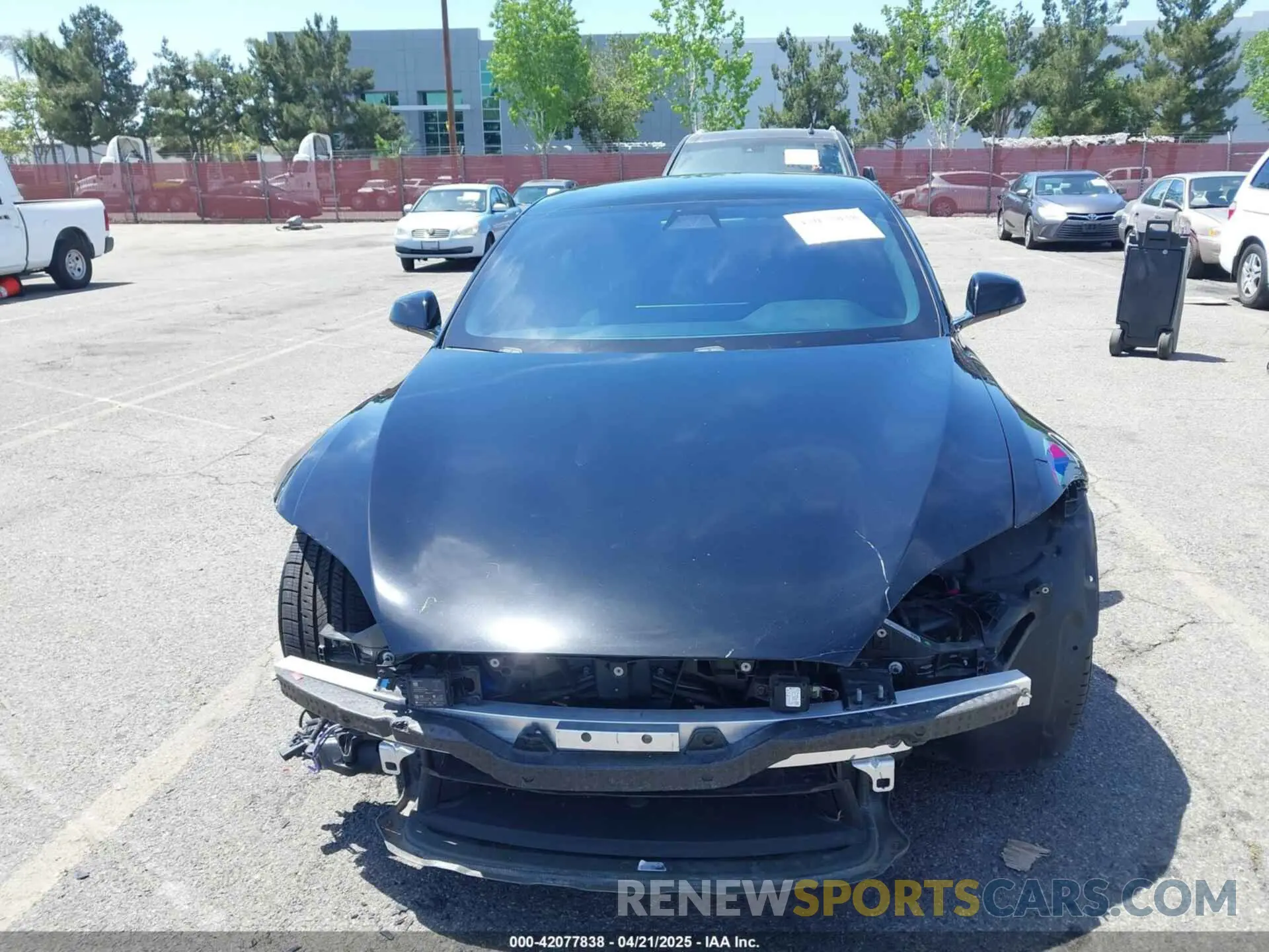 13 Photograph of a damaged car 5YJSA1E51NF464231 TESLA MODEL S 2022