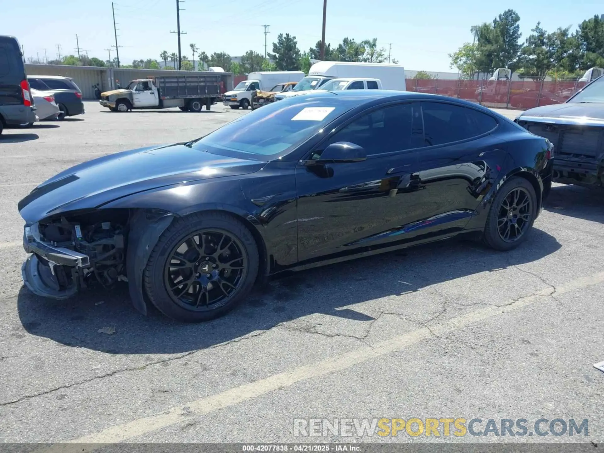 2 Photograph of a damaged car 5YJSA1E51NF464231 TESLA MODEL S 2022