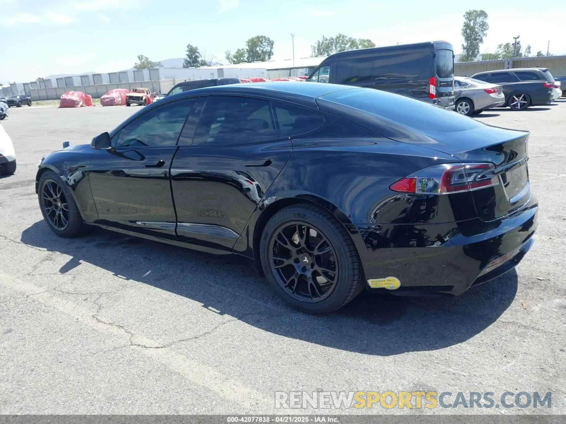 3 Photograph of a damaged car 5YJSA1E51NF464231 TESLA MODEL S 2022