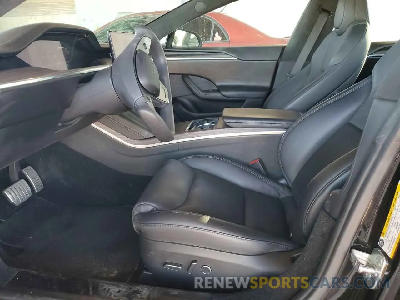 7 Photograph of a damaged car 5YJSA1E51NF464763 TESLA MODEL S 2022