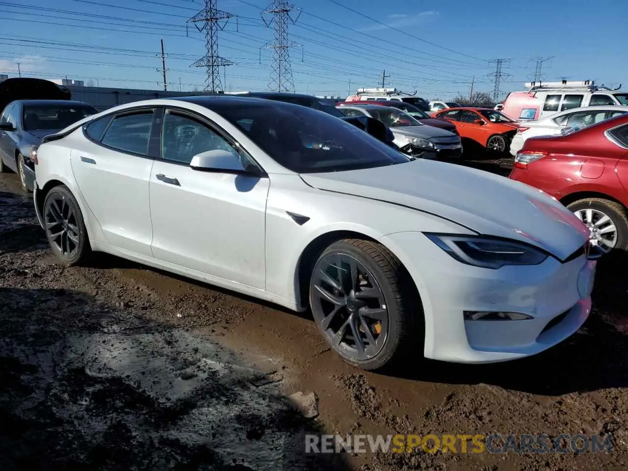 4 Photograph of a damaged car 5YJSA1E51NF470627 TESLA MODEL S 2022
