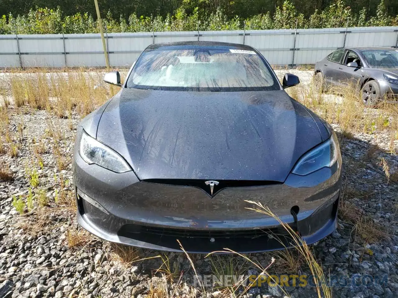 5 Photograph of a damaged car 5YJSA1E51NF488545 TESLA MODEL S 2022