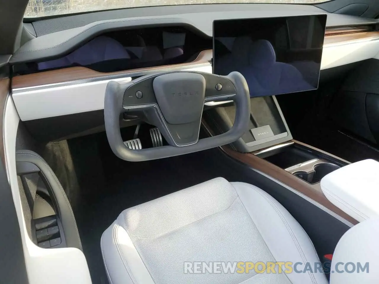 8 Photograph of a damaged car 5YJSA1E51NF488545 TESLA MODEL S 2022
