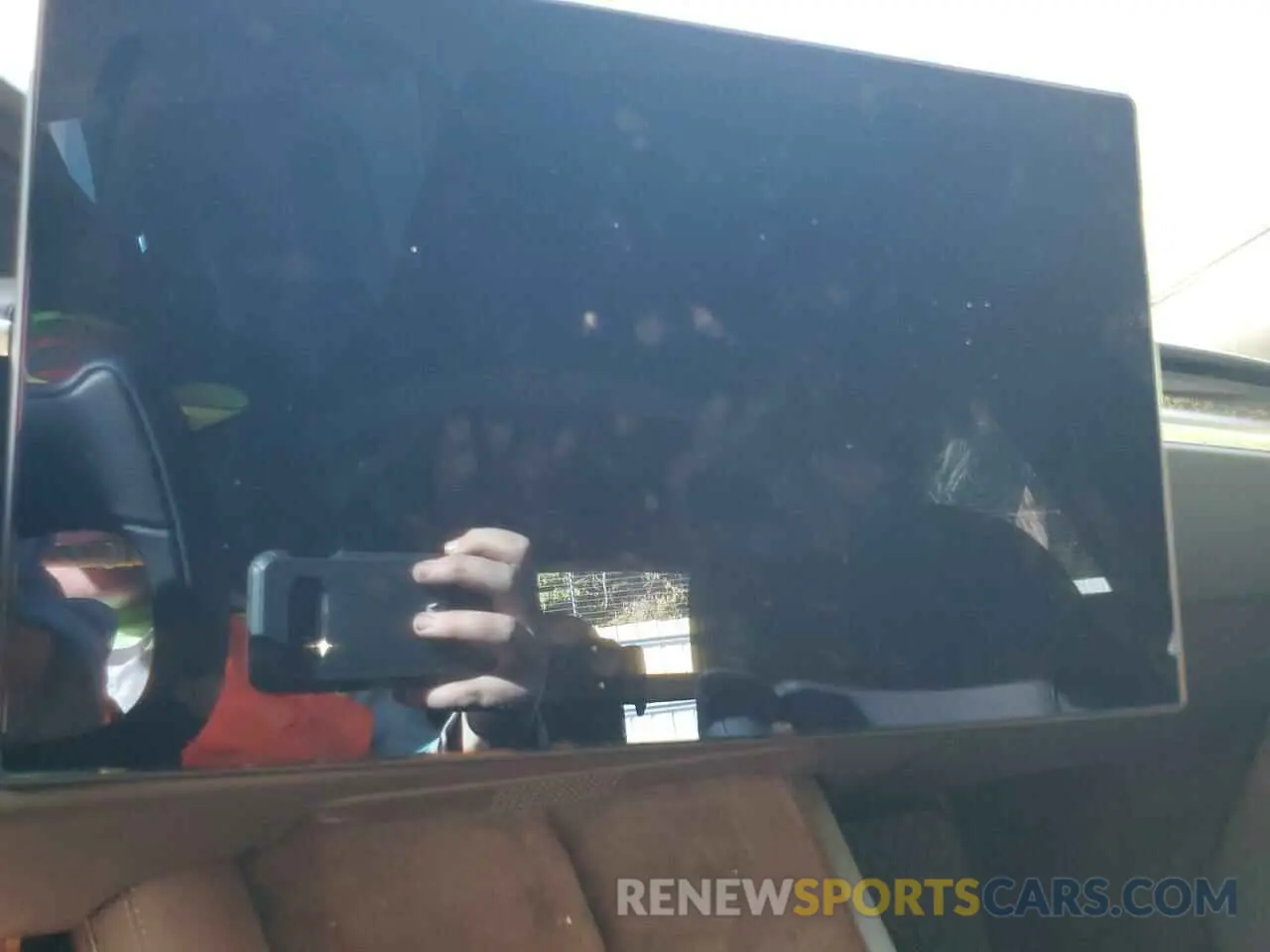 9 Photograph of a damaged car 5YJSA1E51NF489212 TESLA MODEL S 2022