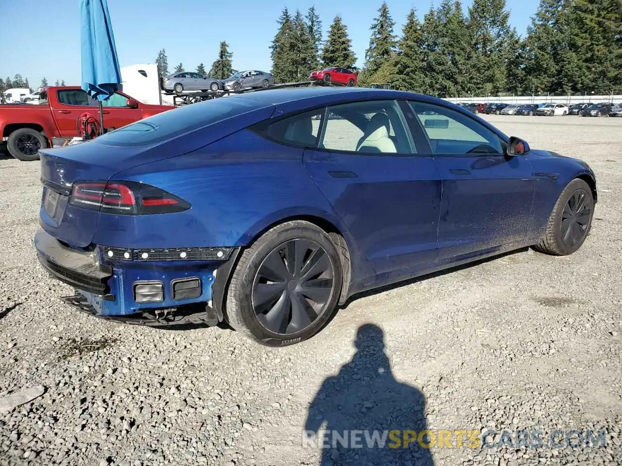 3 Photograph of a damaged car 5YJSA1E52NF490630 TESLA MODEL S 2022
