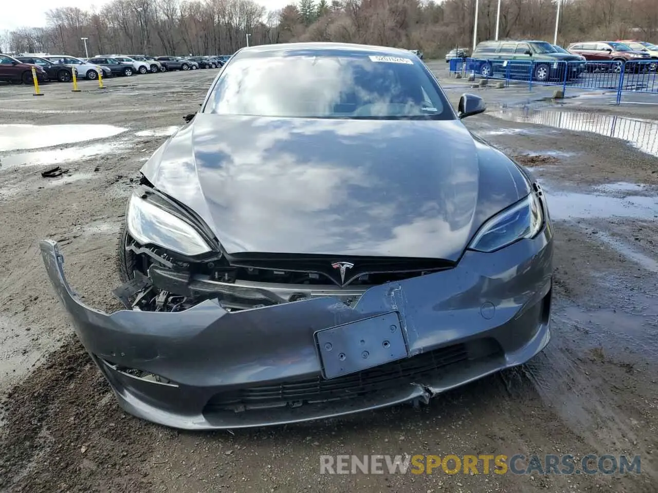 5 Photograph of a damaged car 5YJSA1E52NF493608 TESLA MODEL S 2022