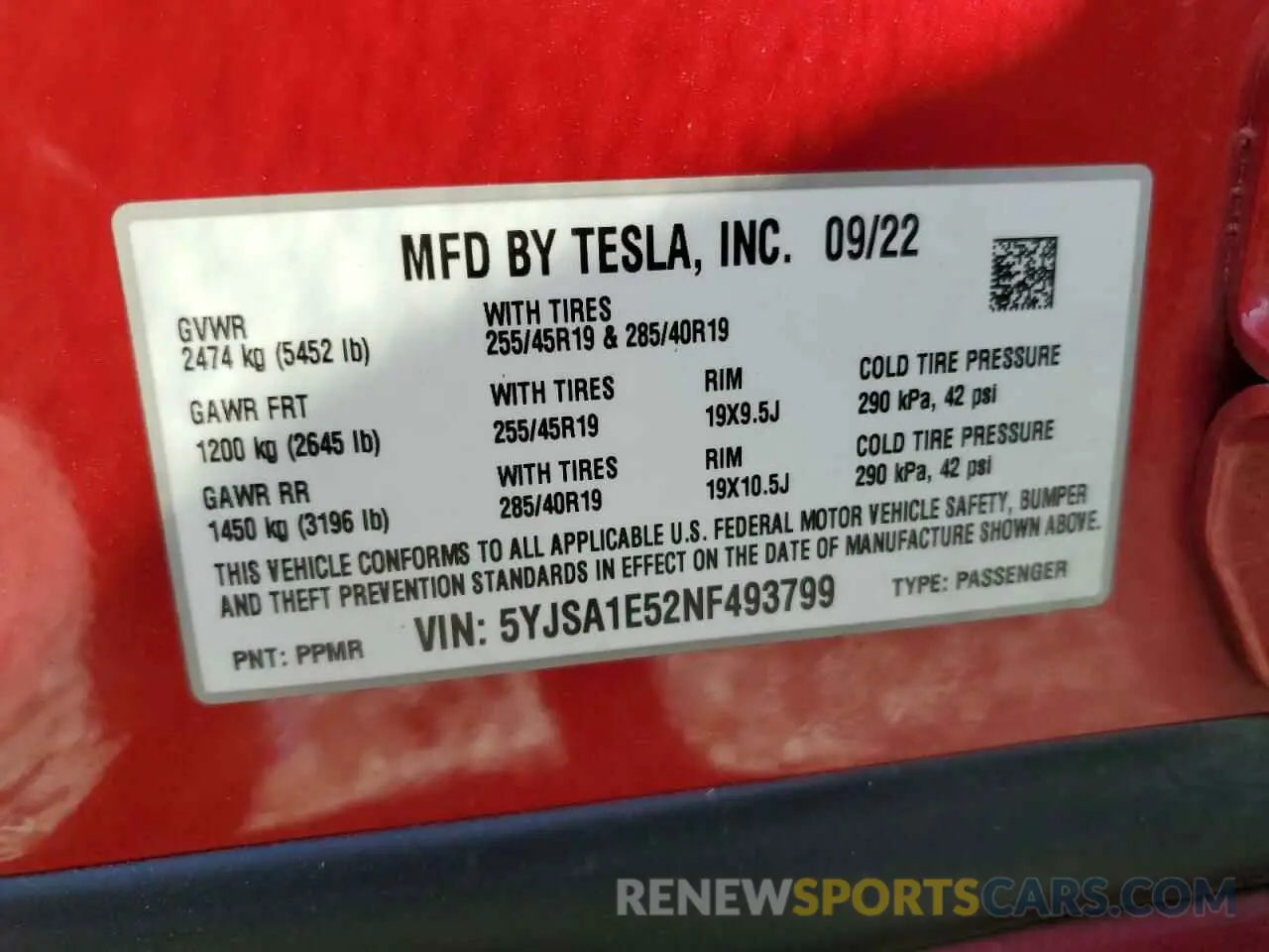 13 Photograph of a damaged car 5YJSA1E52NF493799 TESLA MODEL S 2022