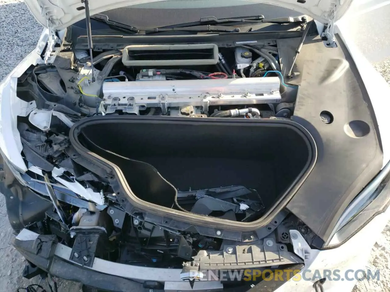 11 Photograph of a damaged car 5YJSA1E53NF478681 TESLA MODEL S 2022