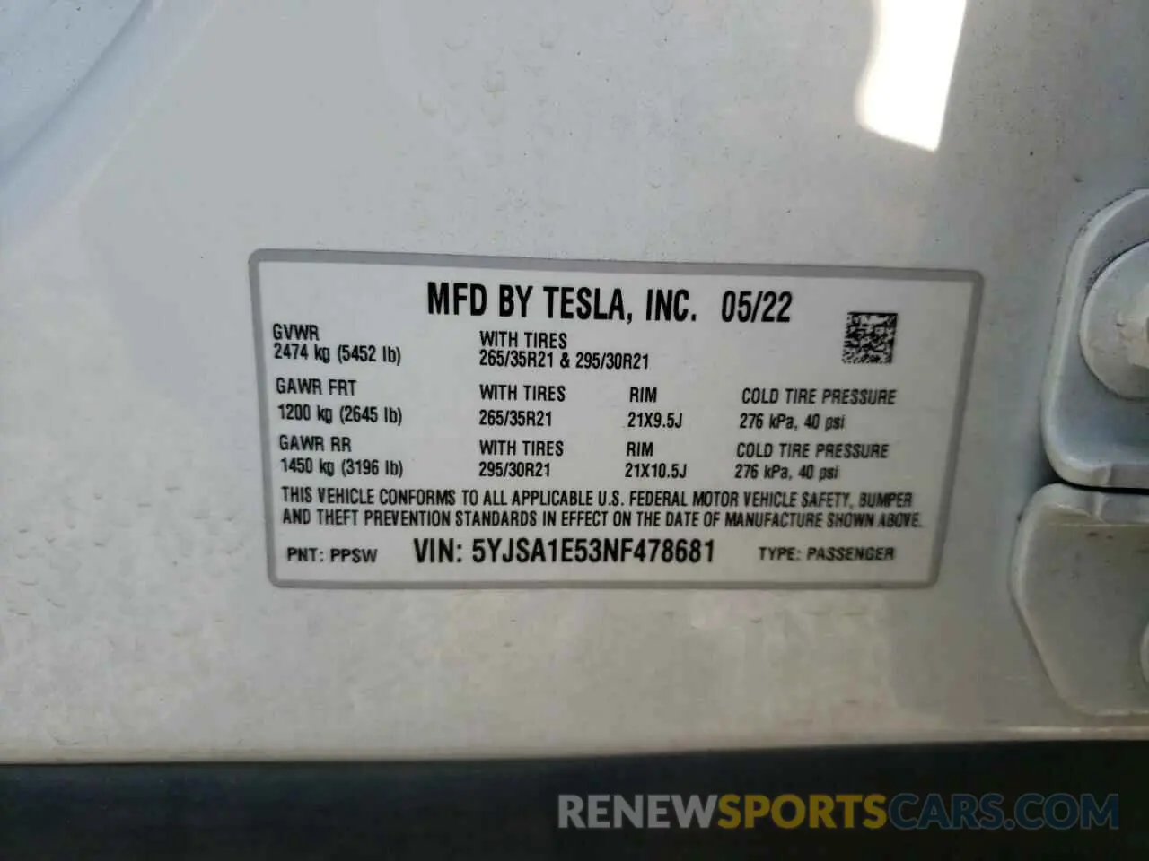 12 Photograph of a damaged car 5YJSA1E53NF478681 TESLA MODEL S 2022