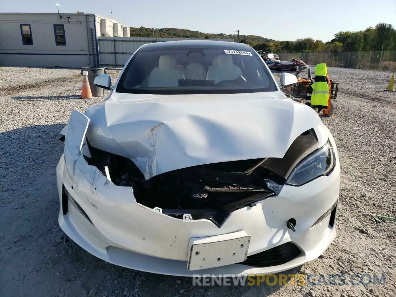 5 Photograph of a damaged car 5YJSA1E53NF478681 TESLA MODEL S 2022