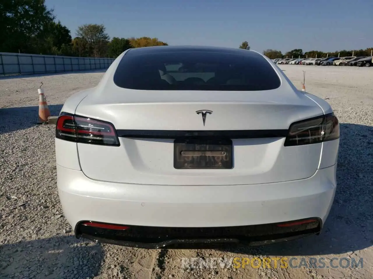 6 Photograph of a damaged car 5YJSA1E53NF478681 TESLA MODEL S 2022