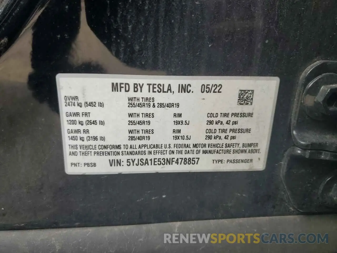 13 Photograph of a damaged car 5YJSA1E53NF478857 TESLA MODEL S 2022