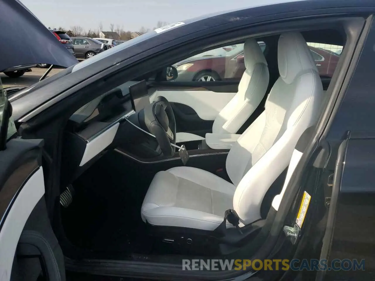 7 Photograph of a damaged car 5YJSA1E53NF478857 TESLA MODEL S 2022