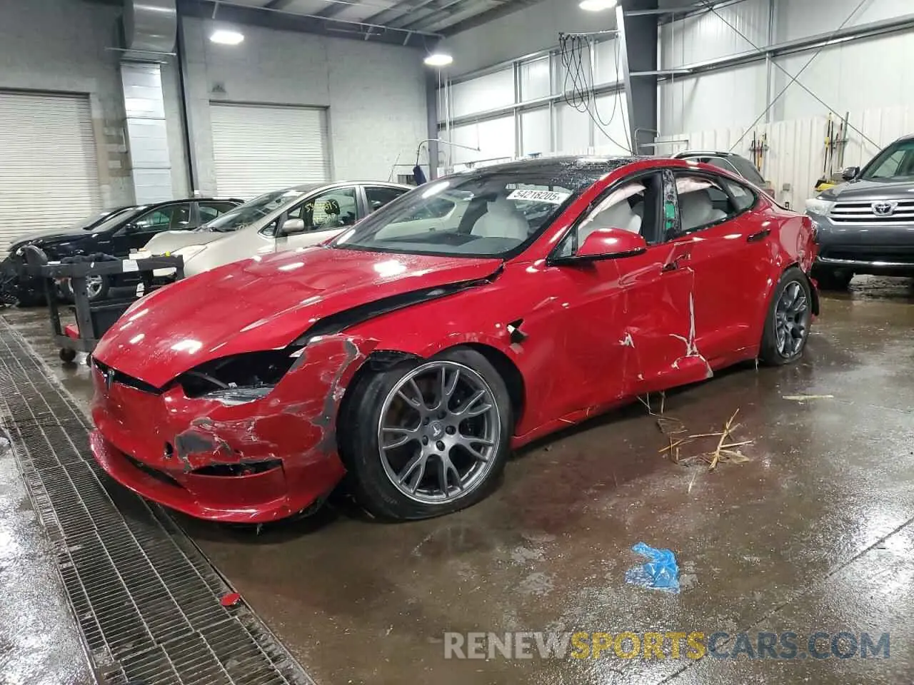 1 Photograph of a damaged car 5YJSA1E53NF483122 TESLA MODEL S 2022