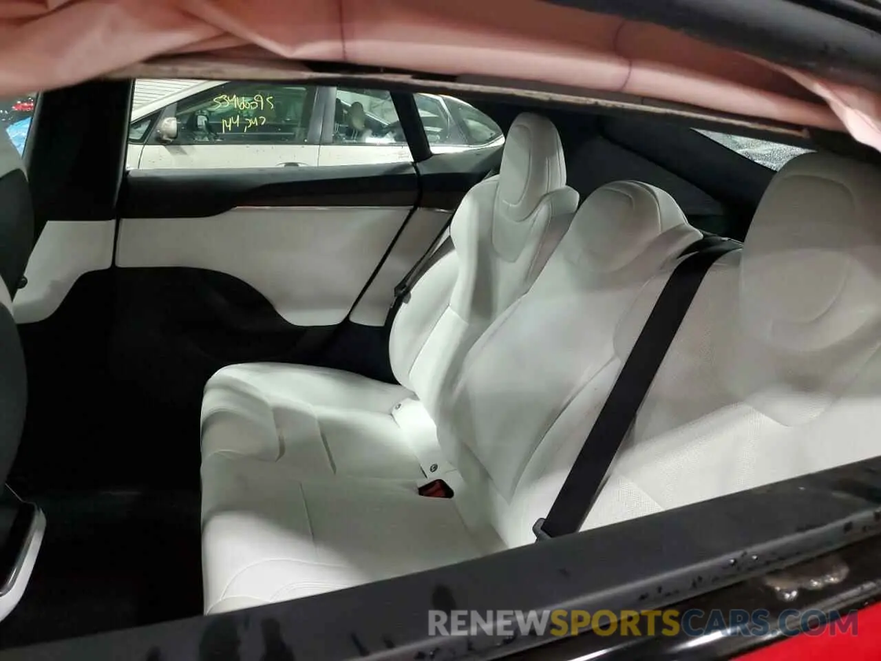 11 Photograph of a damaged car 5YJSA1E53NF483122 TESLA MODEL S 2022