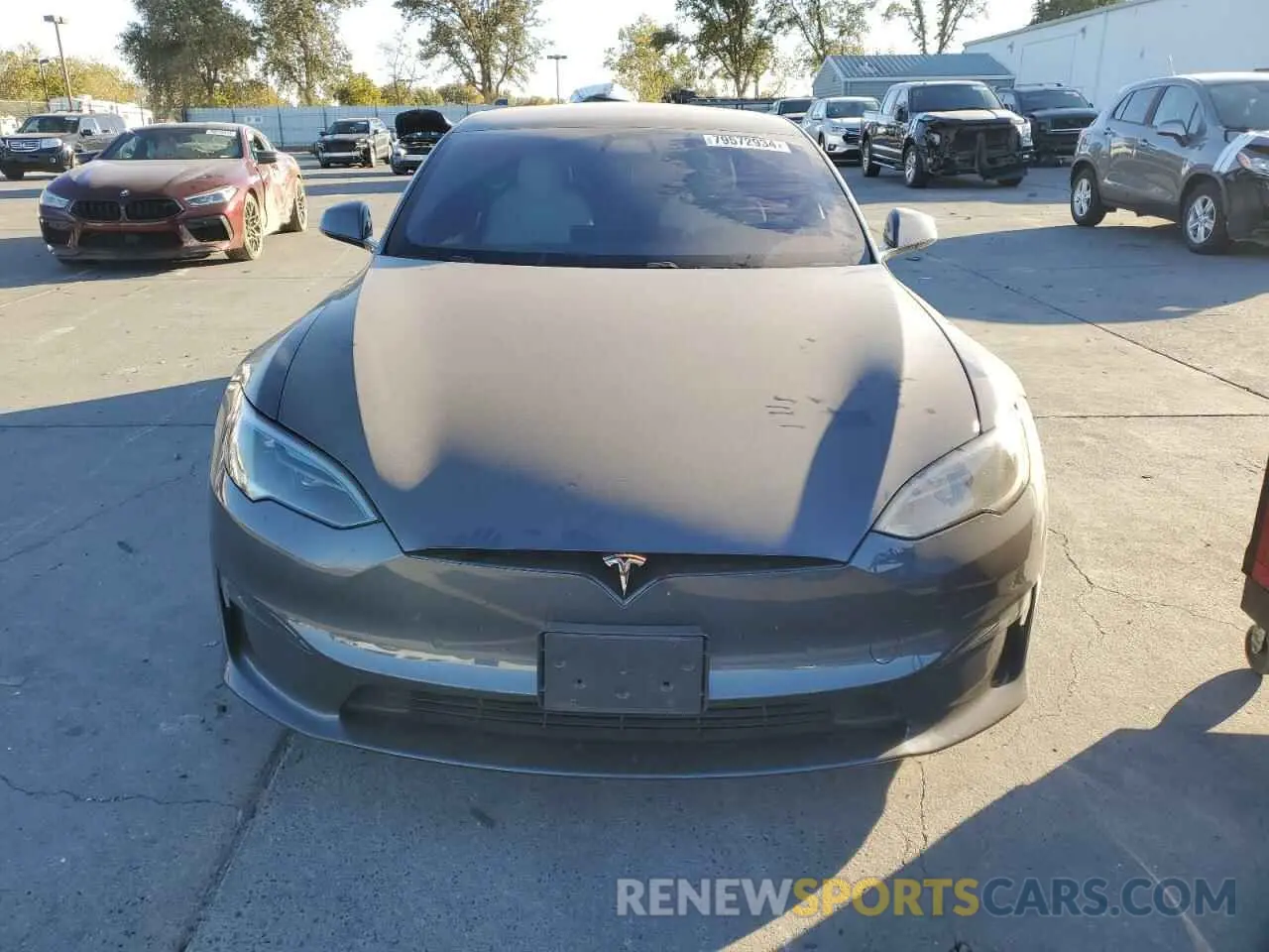 5 Photograph of a damaged car 5YJSA1E53NF483508 TESLA MODEL S 2022