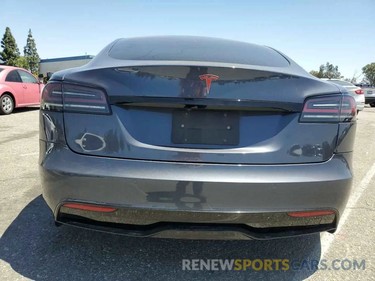 6 Photograph of a damaged car 5YJSA1E53NF491494 TESLA MODEL S 2022