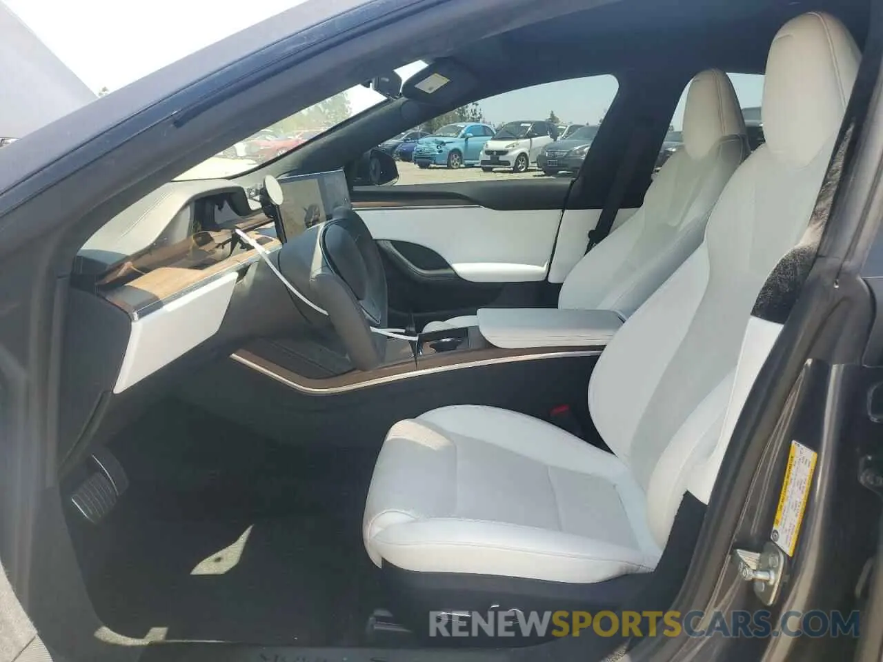7 Photograph of a damaged car 5YJSA1E53NF491494 TESLA MODEL S 2022