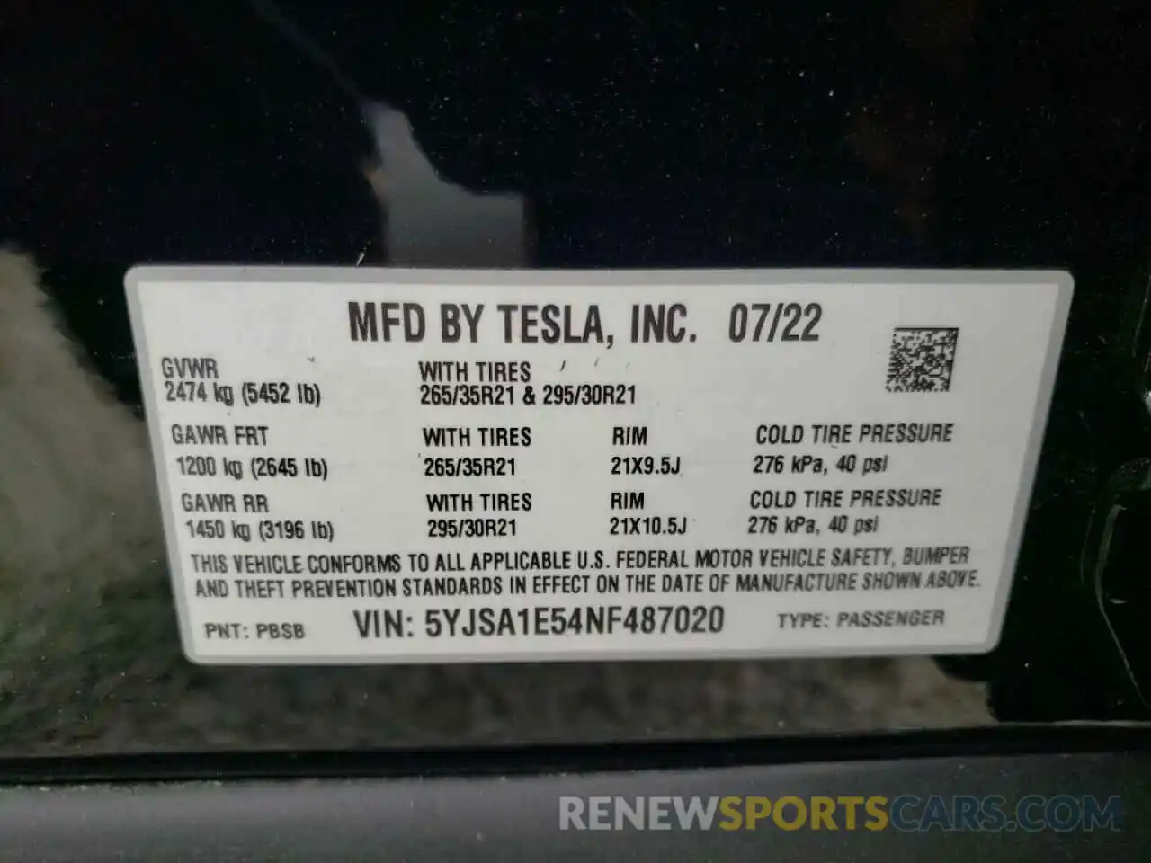 10 Photograph of a damaged car 5YJSA1E54NF487020 TESLA MODEL S 2022