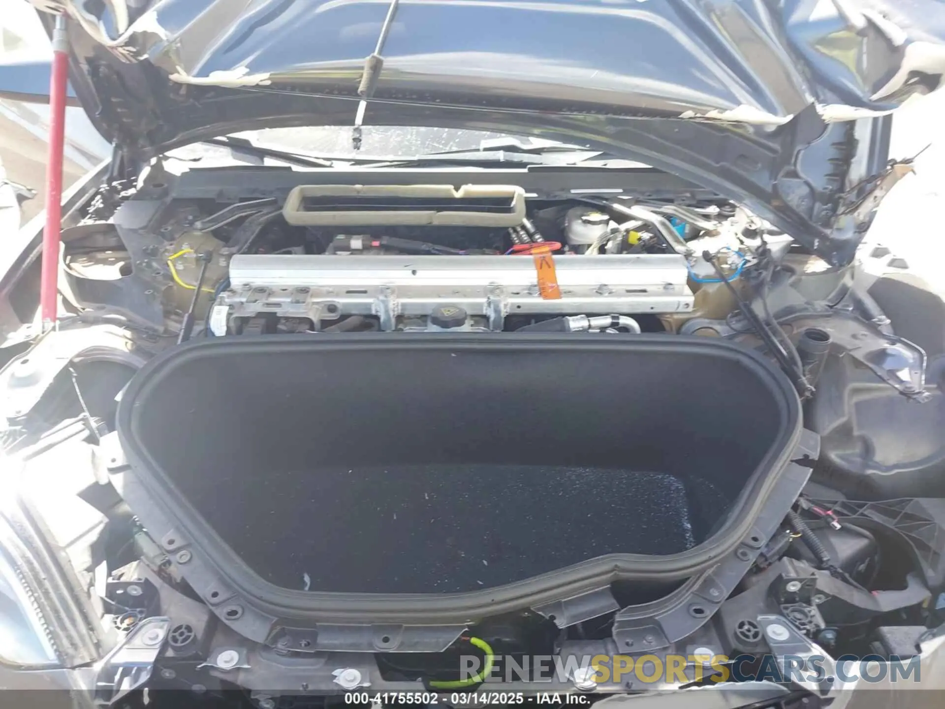 10 Photograph of a damaged car 5YJSA1E55NF483364 TESLA MODEL S 2022