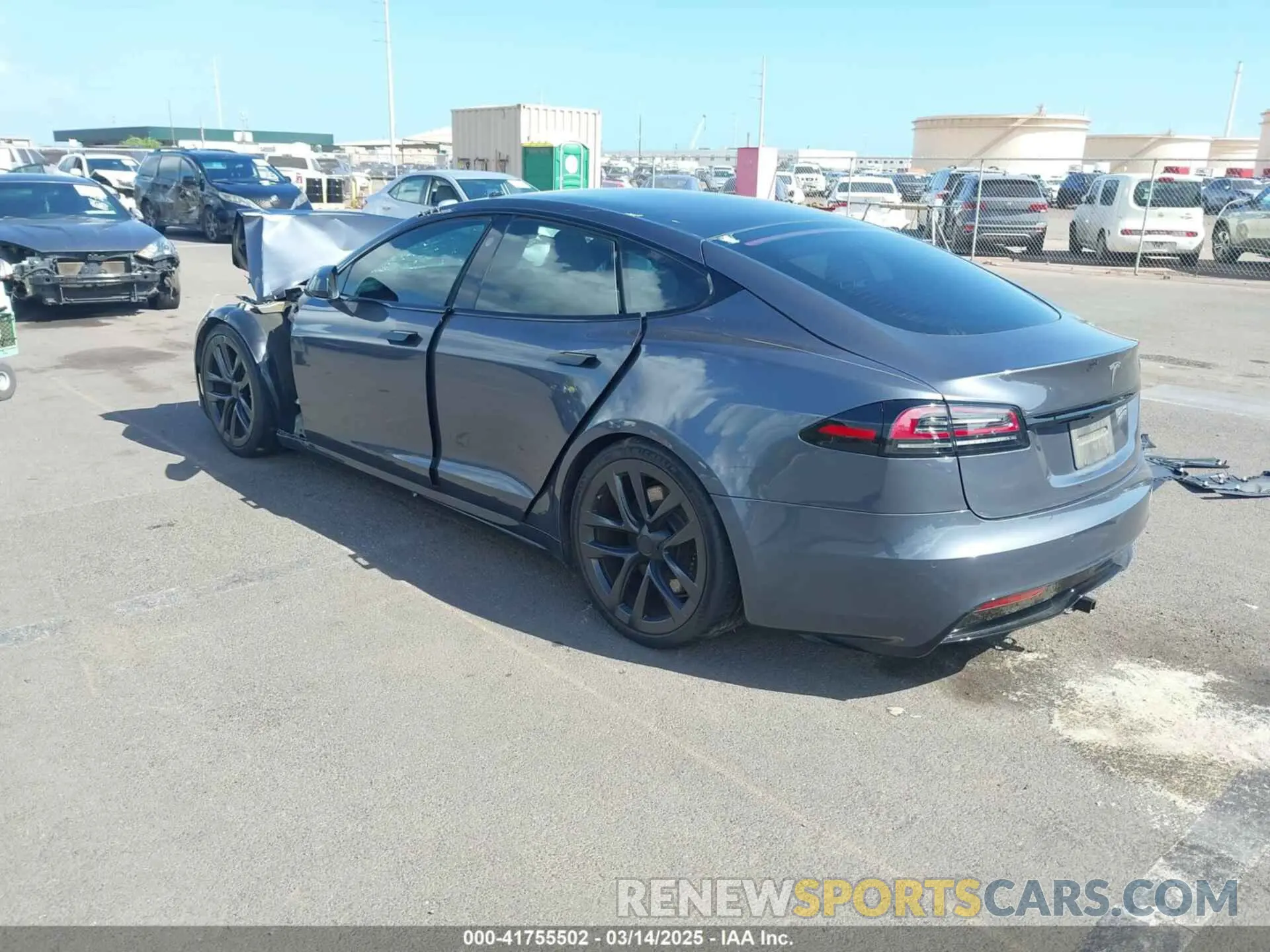 3 Photograph of a damaged car 5YJSA1E55NF483364 TESLA MODEL S 2022