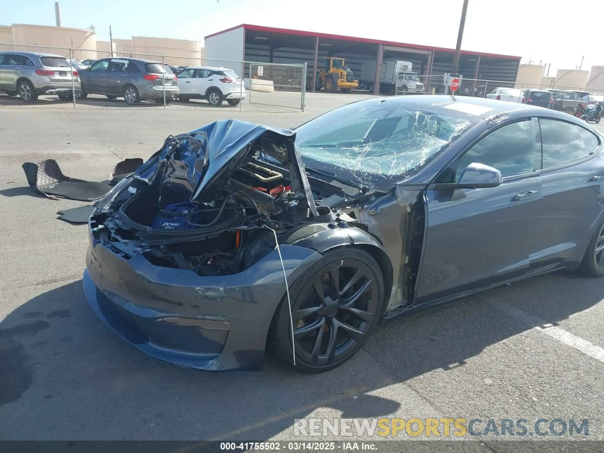 6 Photograph of a damaged car 5YJSA1E55NF483364 TESLA MODEL S 2022