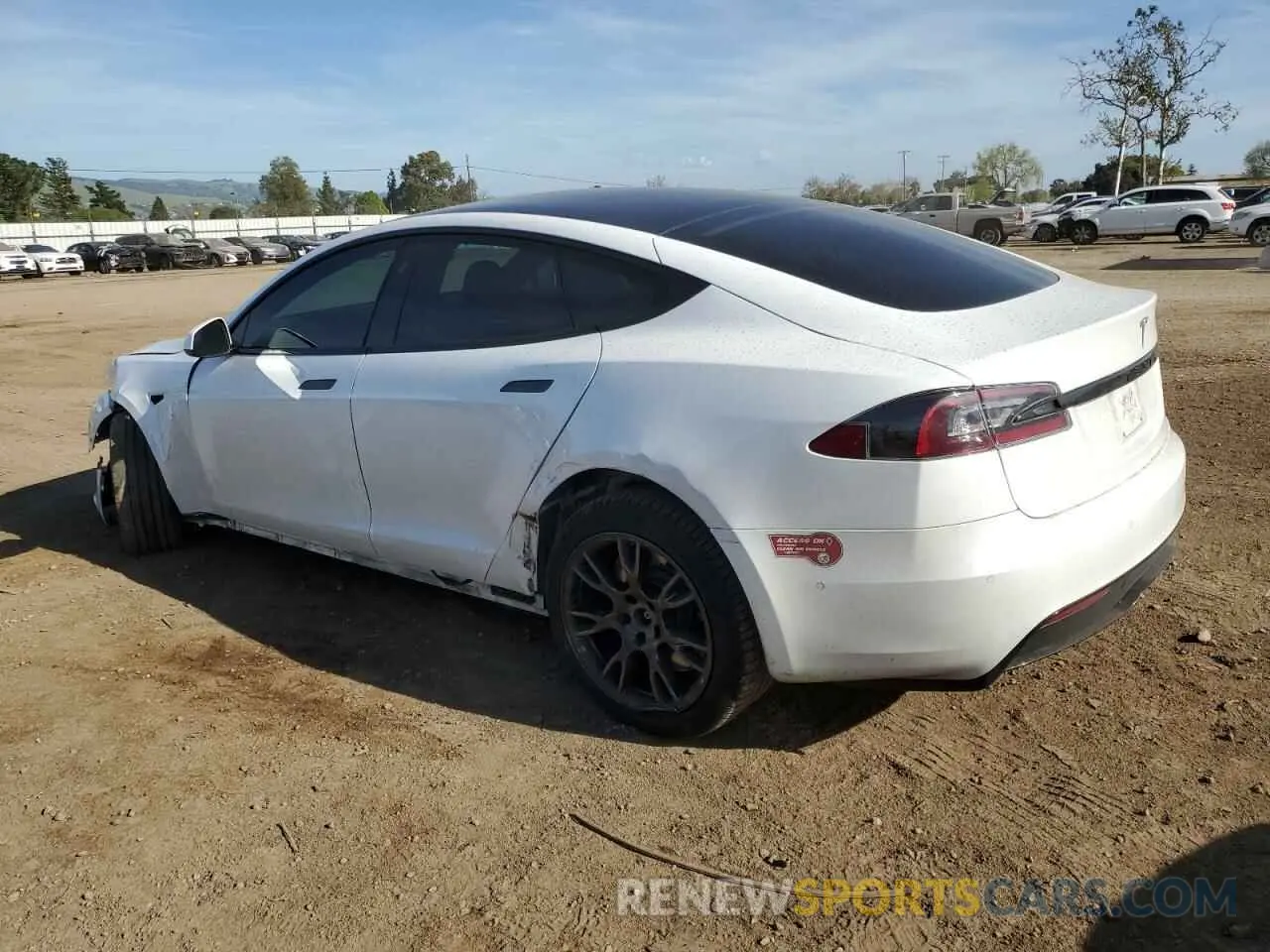 2 Photograph of a damaged car 5YJSA1E56NF470705 TESLA MODEL S 2022