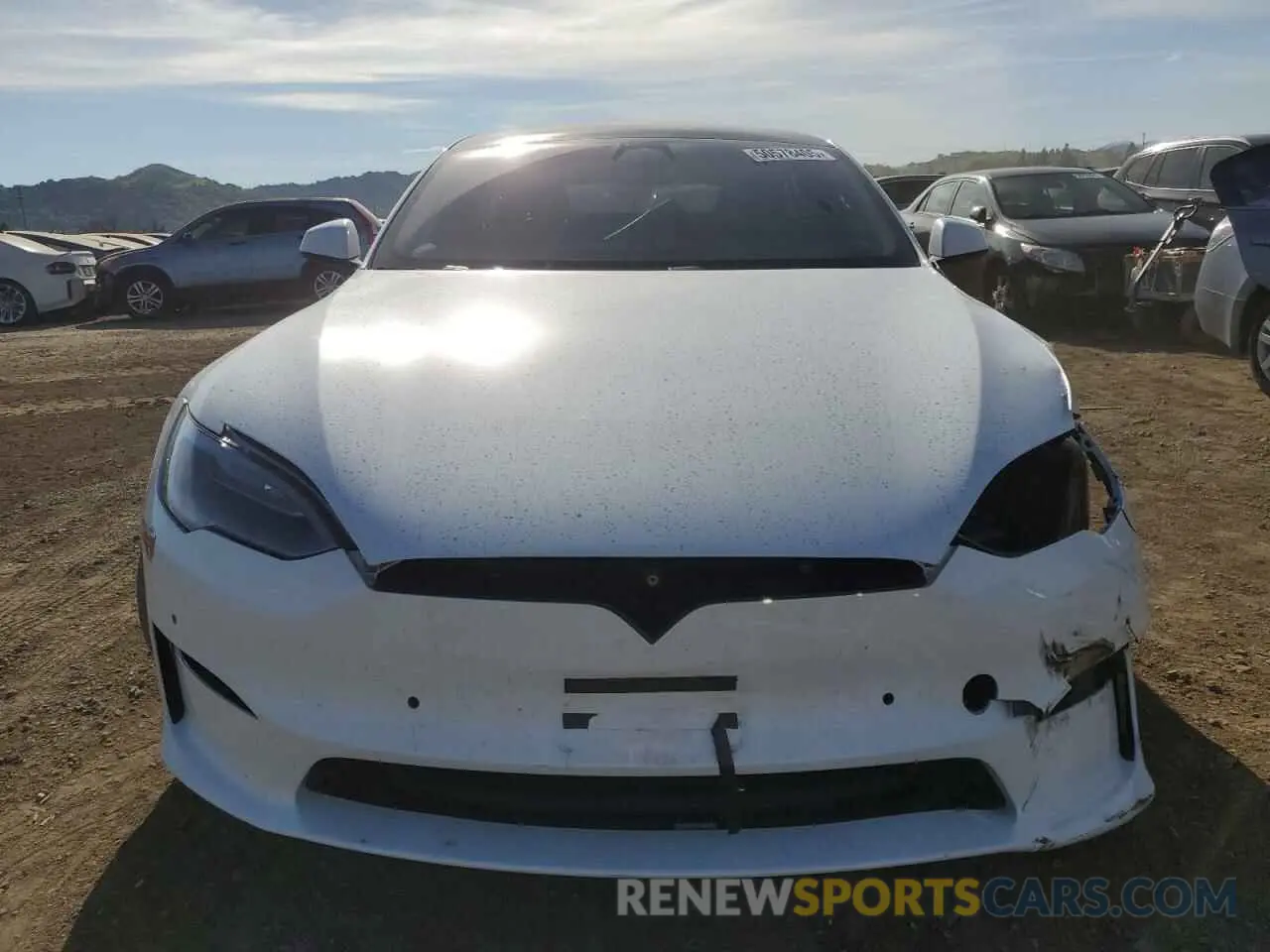 5 Photograph of a damaged car 5YJSA1E56NF470705 TESLA MODEL S 2022