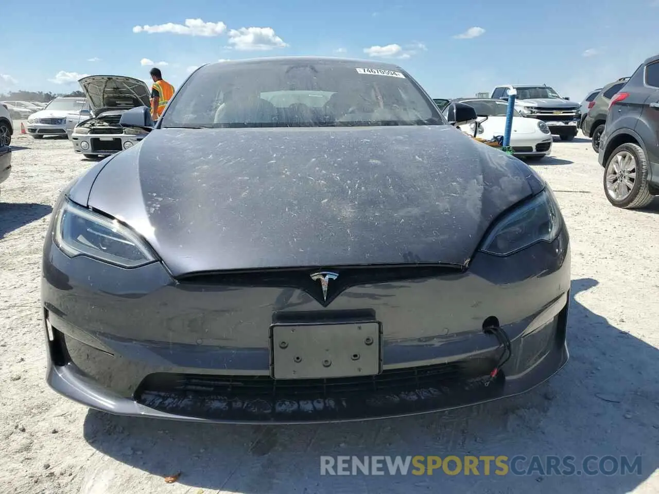 5 Photograph of a damaged car 5YJSA1E56NF487455 TESLA MODEL S 2022