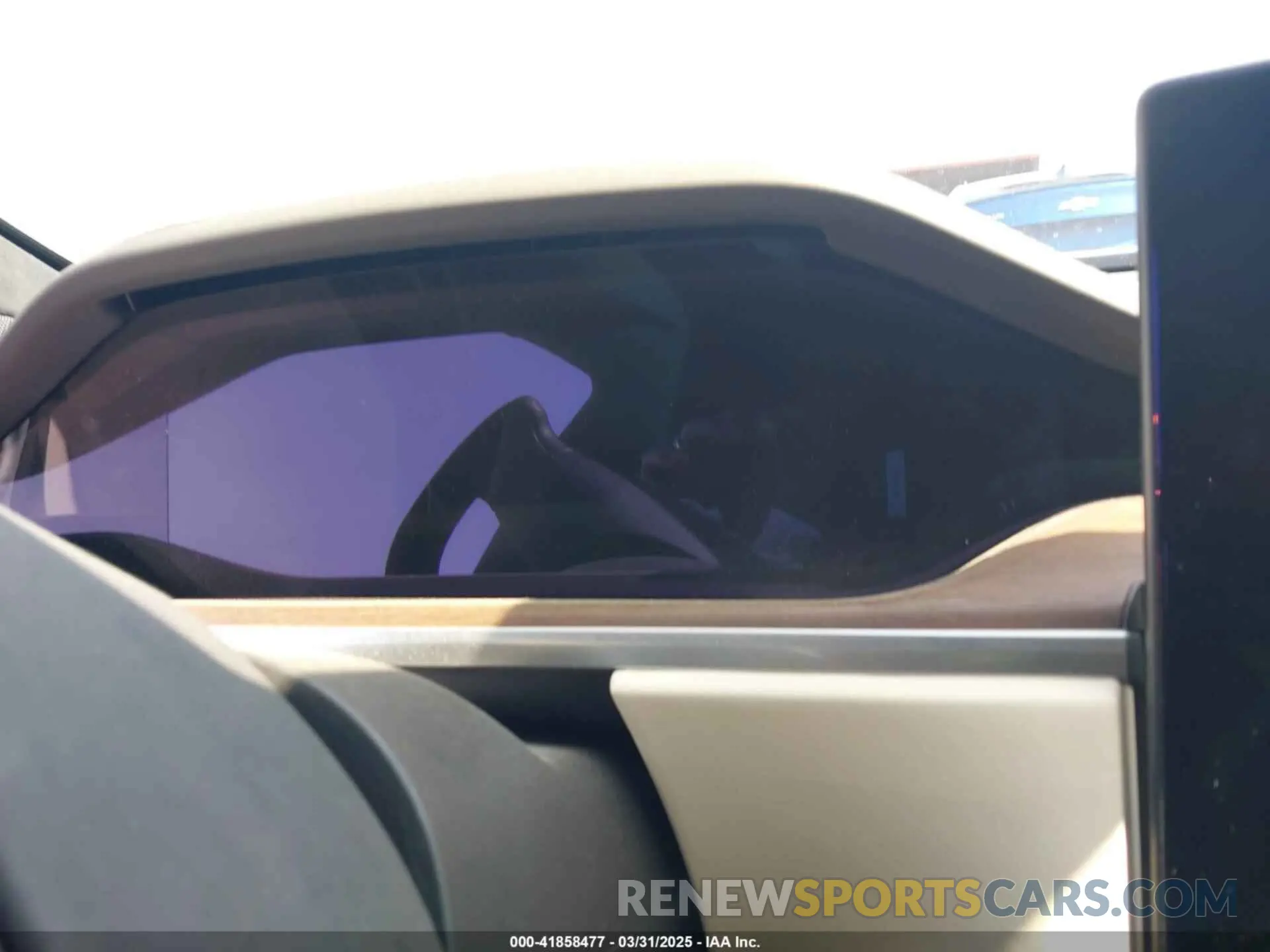 7 Photograph of a damaged car 5YJSA1E56NF490064 TESLA MODEL S 2022