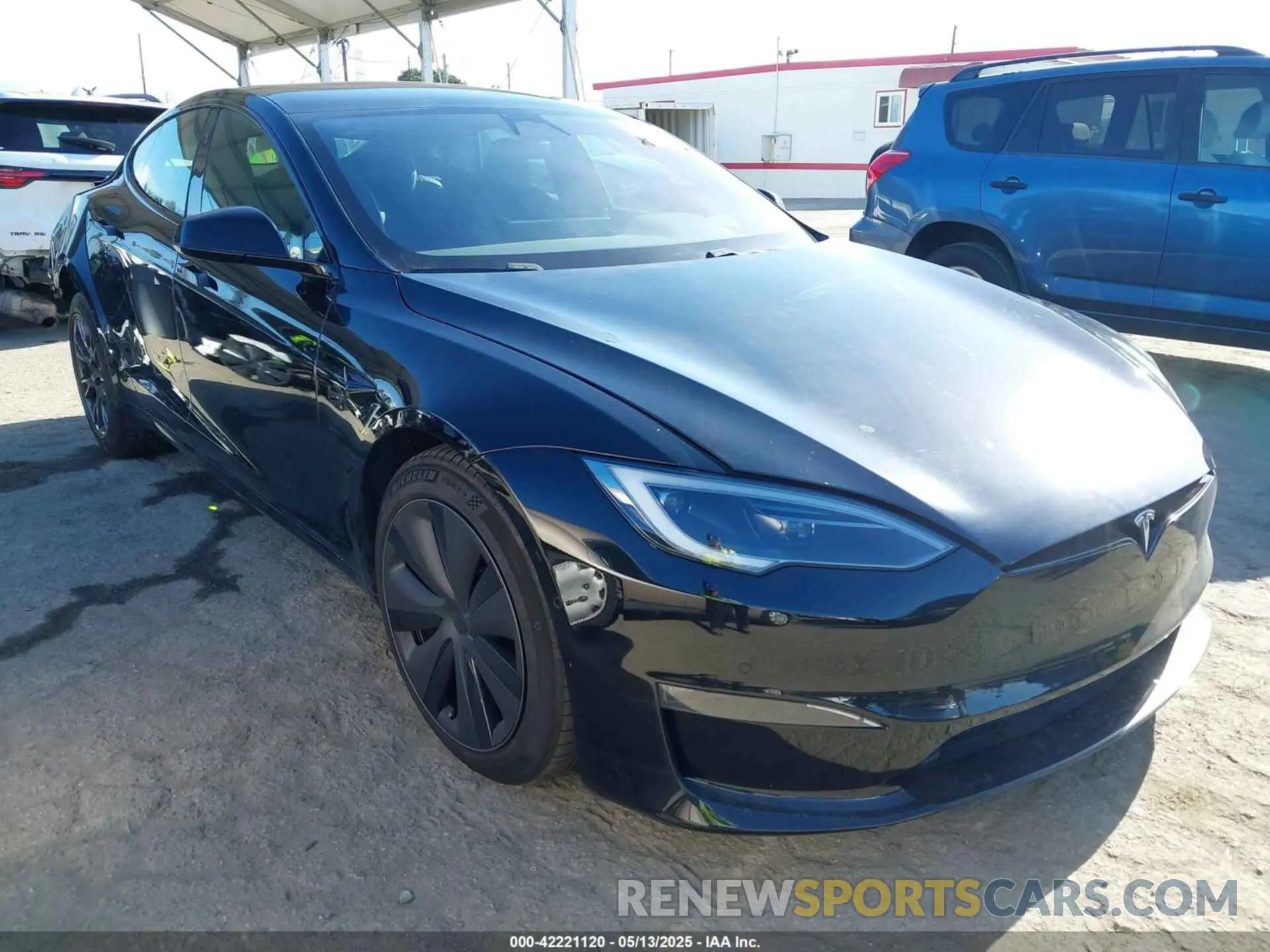1 Photograph of a damaged car 5YJSA1E56NF492915 TESLA MODEL S 2022